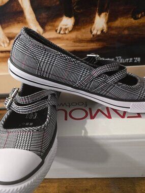 Converse Chuck Taylor All Star Dainty Mary Jane Women's A14160C Limited Sz 7 NEW